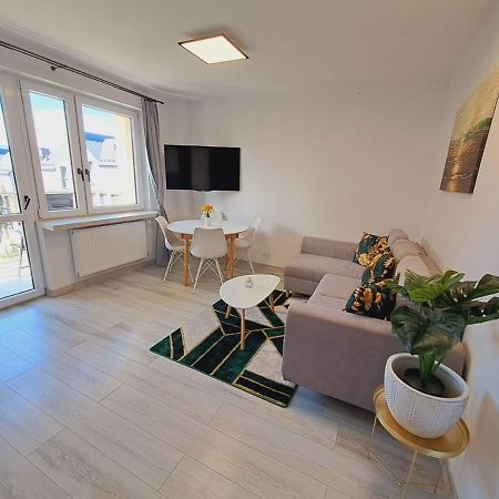 Limanowa Sunriser Apartment Luaran gambar