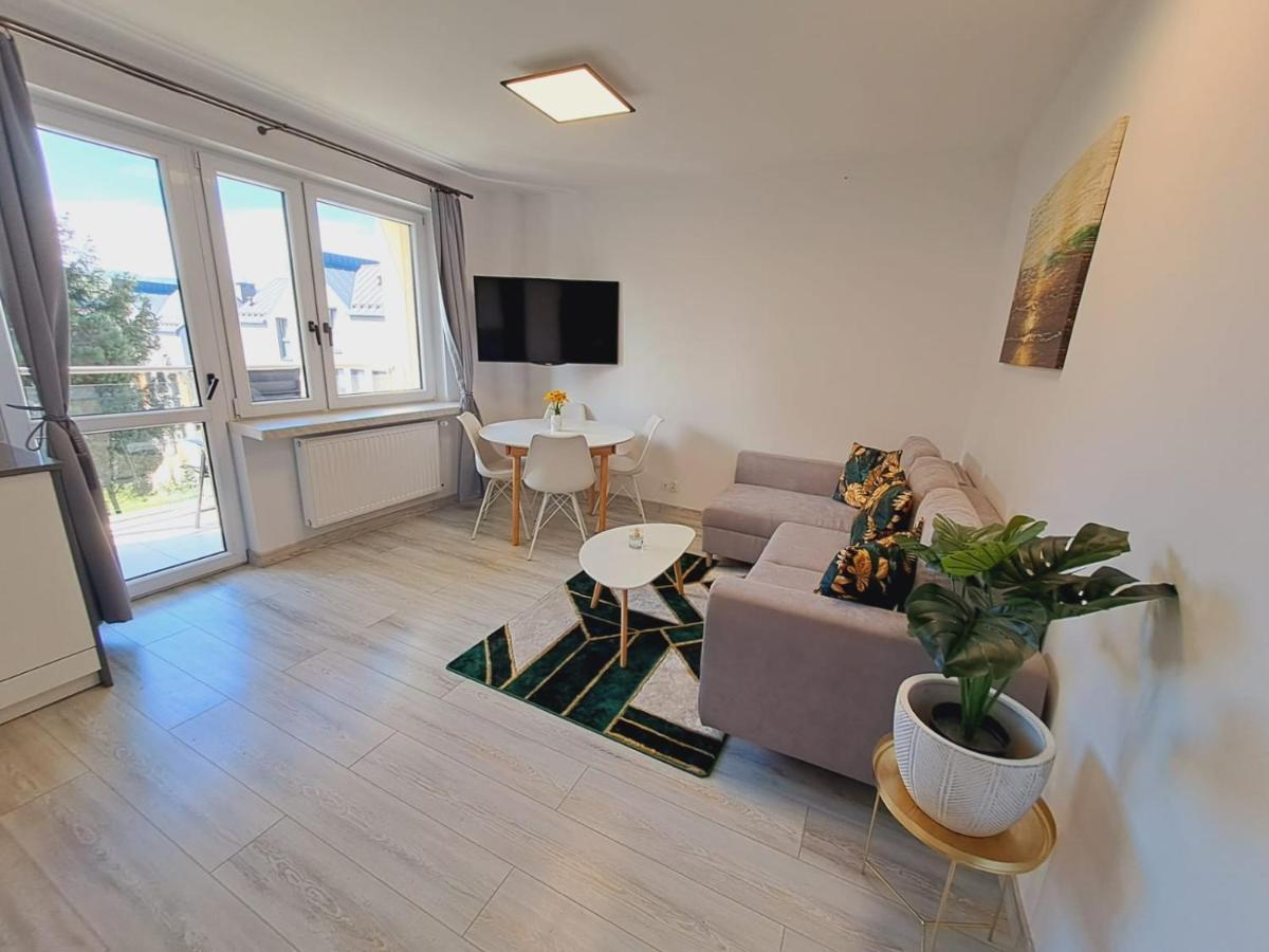 Limanowa Sunriser Apartment Luaran gambar