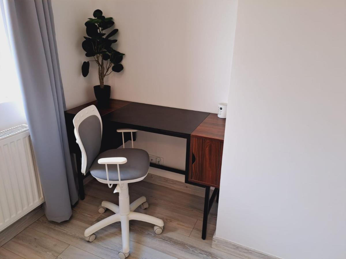 Limanowa Sunriser Apartment Luaran gambar